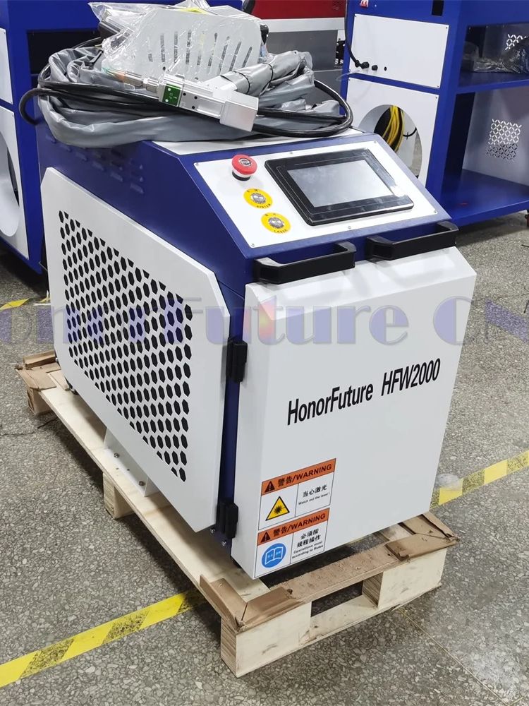 Industrial Laser Welding Machine Hand Held - Laser Machine 1.5kw Water Cooled Handheld
